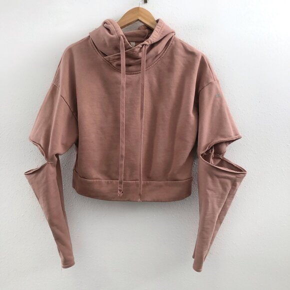 ALO YOGA Peak Elbow Cut Out Crop Hoodie Sweatshirt in Mauve Size Medium - Picture 2 of 9